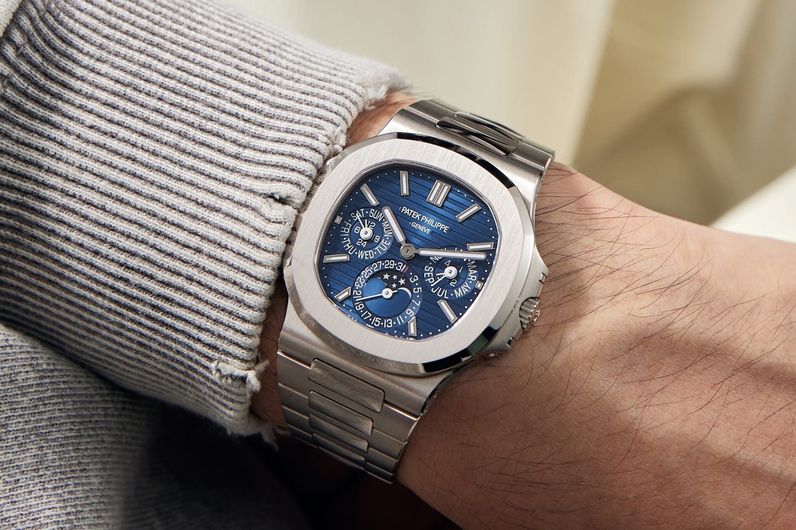 Patek Philippe 5740G W02517